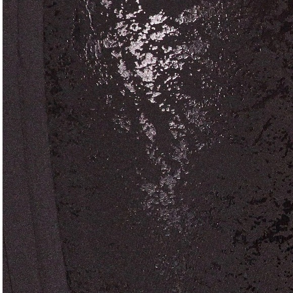 Puma Black Mid Impact Fashion Luxe Ellavate Bra NWOT - Picture 4 of 12